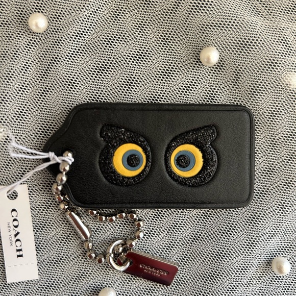 Coach Owl Eyes Holiday 2017 Black Leather Hang Tag Charm Purse Bag Accessory NWT - Picture 2 of 6